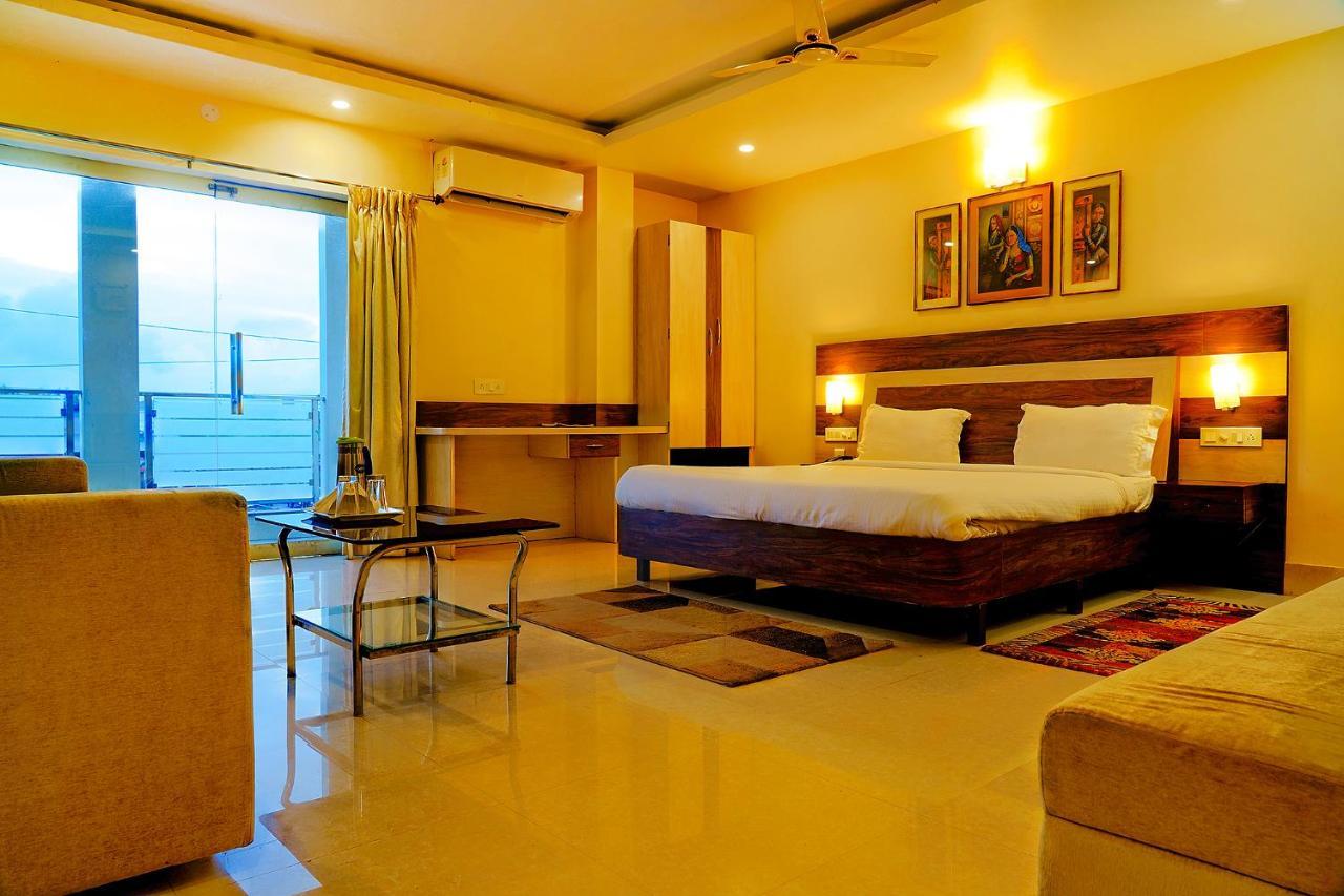 Fabhotel Kanchan Plaza Bhubaneswar Exterior foto